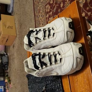 White Nike air max 360 yety 4